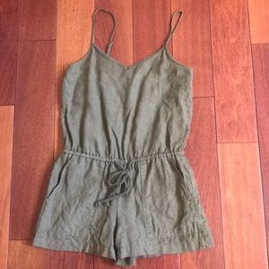 LOFT LINEN ARMY GREEN ROMPER WITH POCKETS